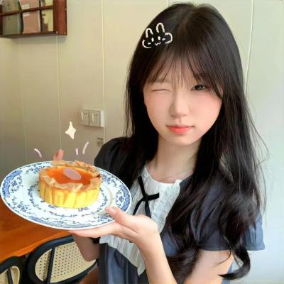 后备箱里的女孩